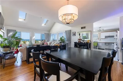 121 Ocean Road Narragansett RI 02882