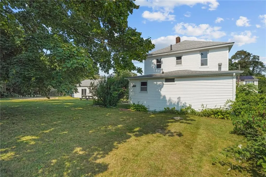 136 Riverside Avenue Warwick RI 02889