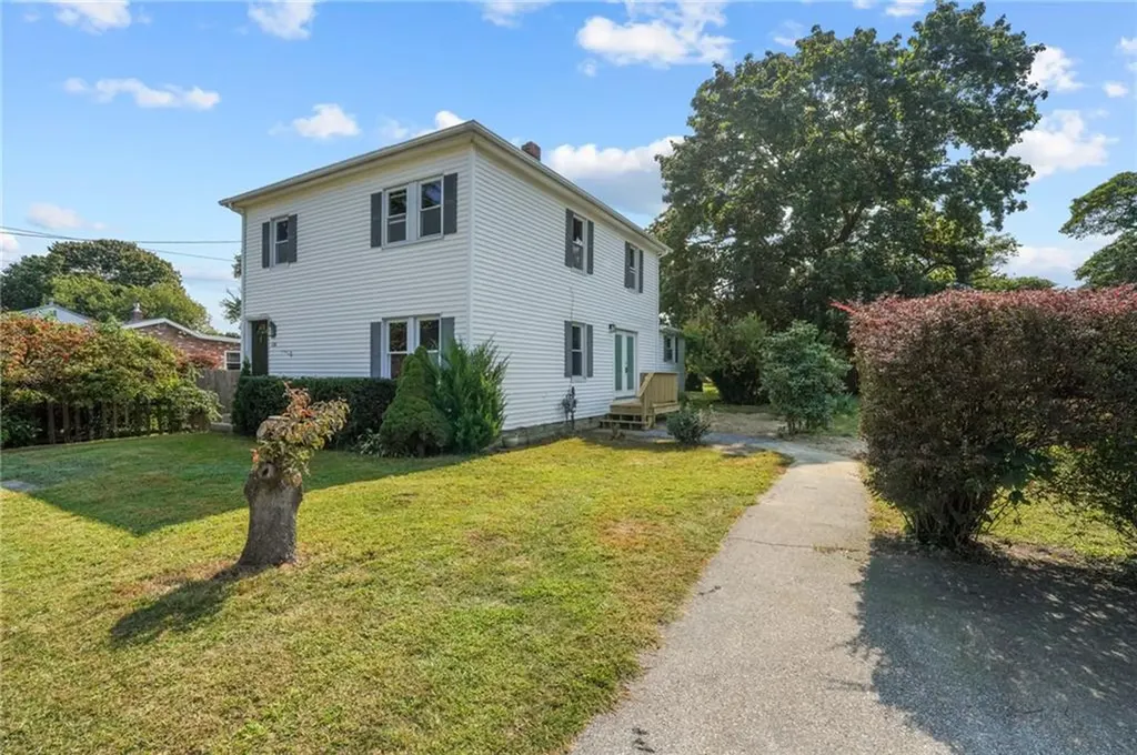 136 Riverside Avenue Warwick RI 02889