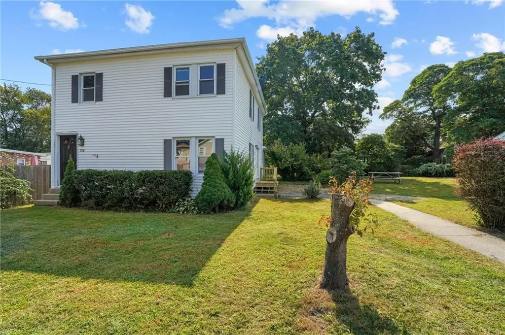 136 Riverside Avenue Warwick RI 02889