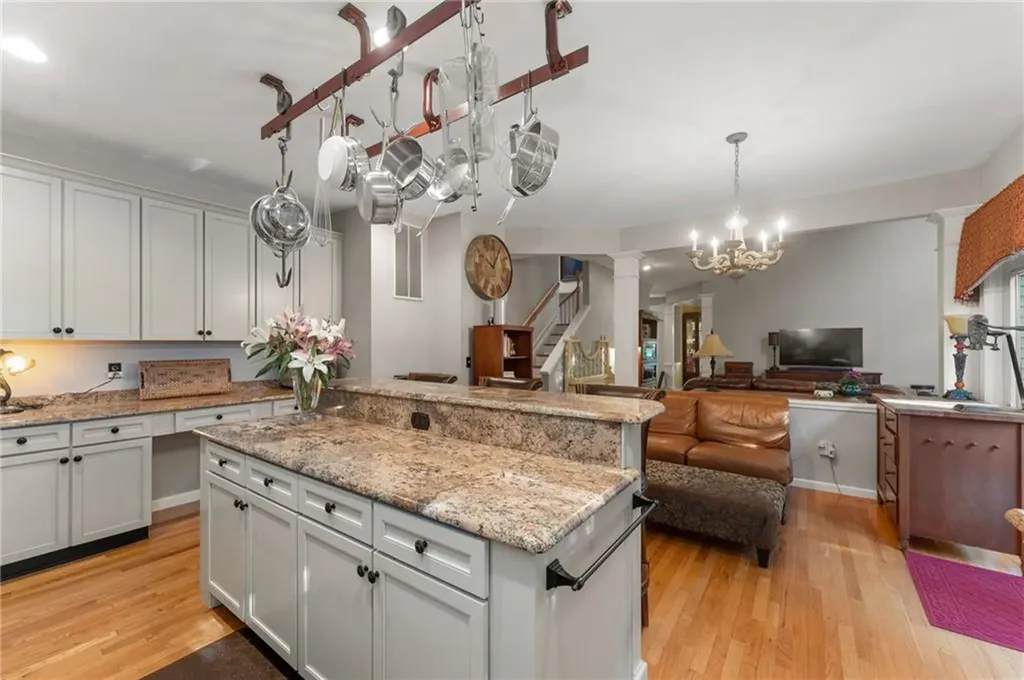 44 Castle Rocks Road Warwick RI 02886