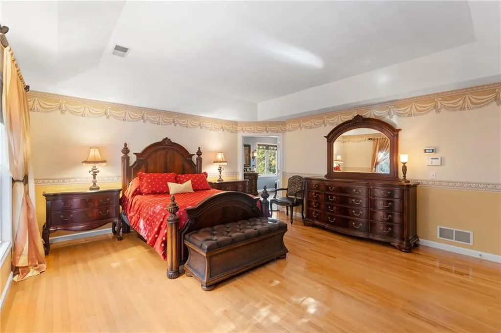 44 Castle Rocks Road Warwick RI 02886