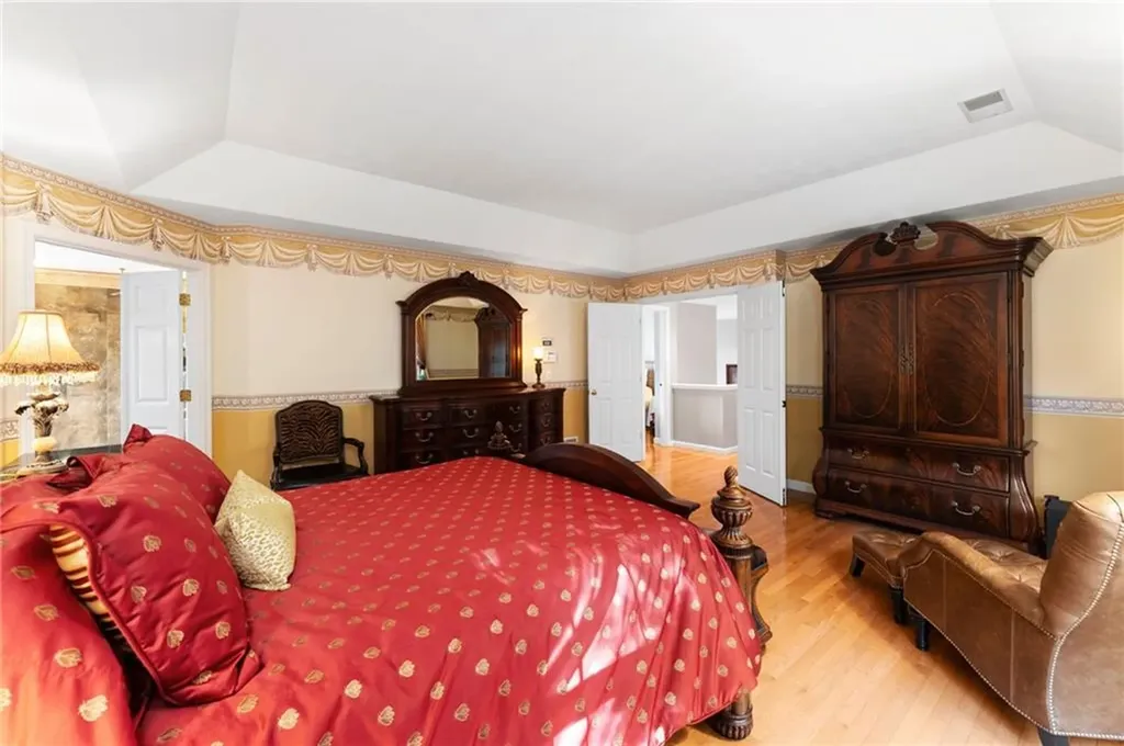 44 Castle Rocks Road Warwick RI 02886