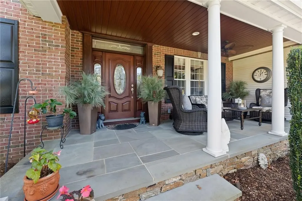 44 Castle Rocks Road Warwick RI 02886