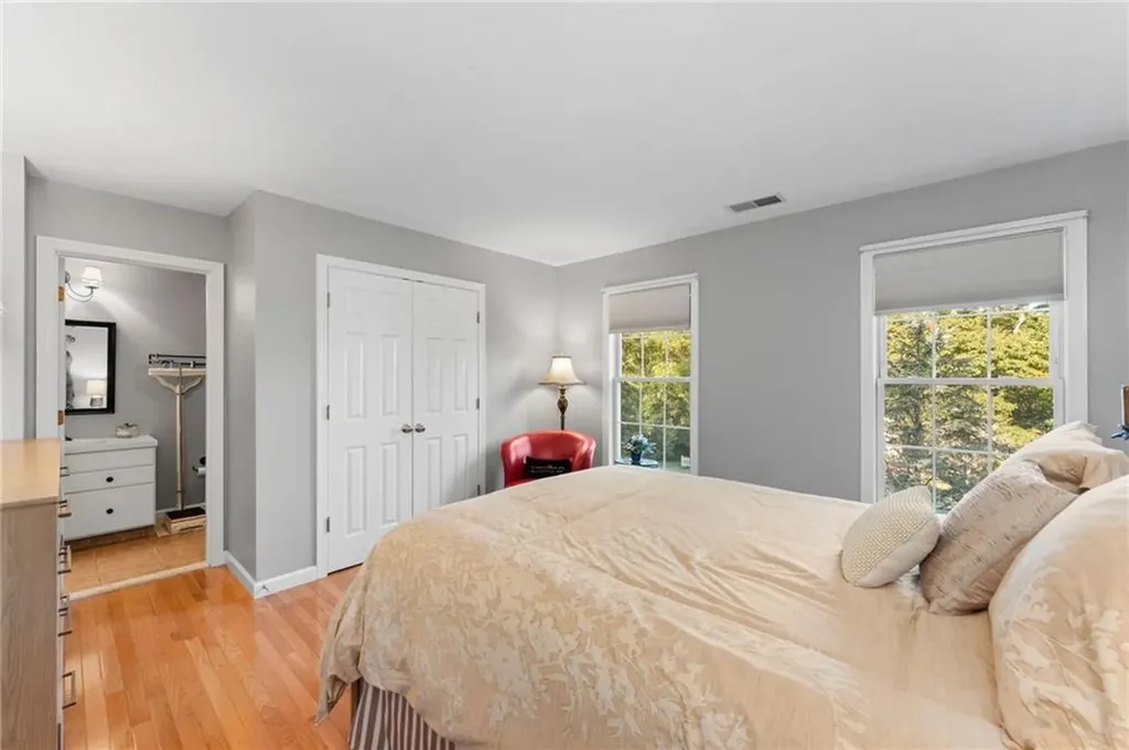 44 Castle Rocks Road Warwick RI 02886