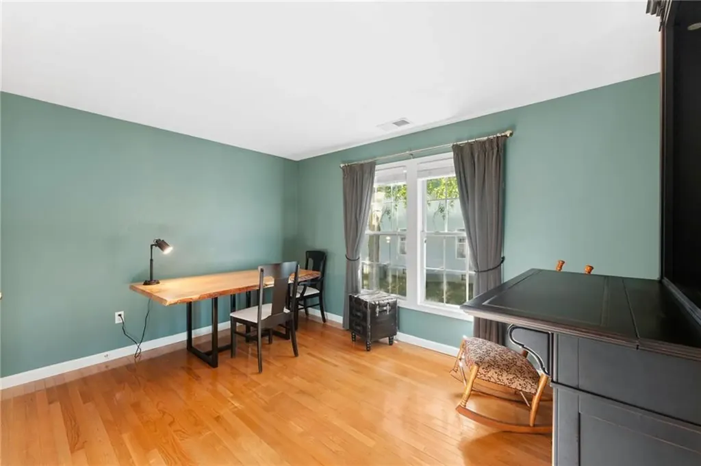 44 Castle Rocks Road Warwick RI 02886