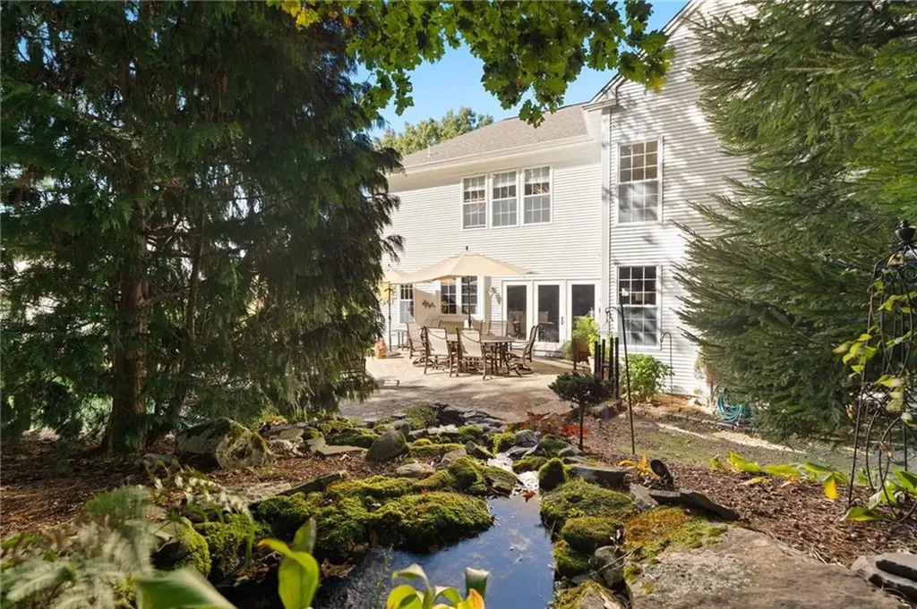 44 Castle Rocks Road Warwick RI 02886