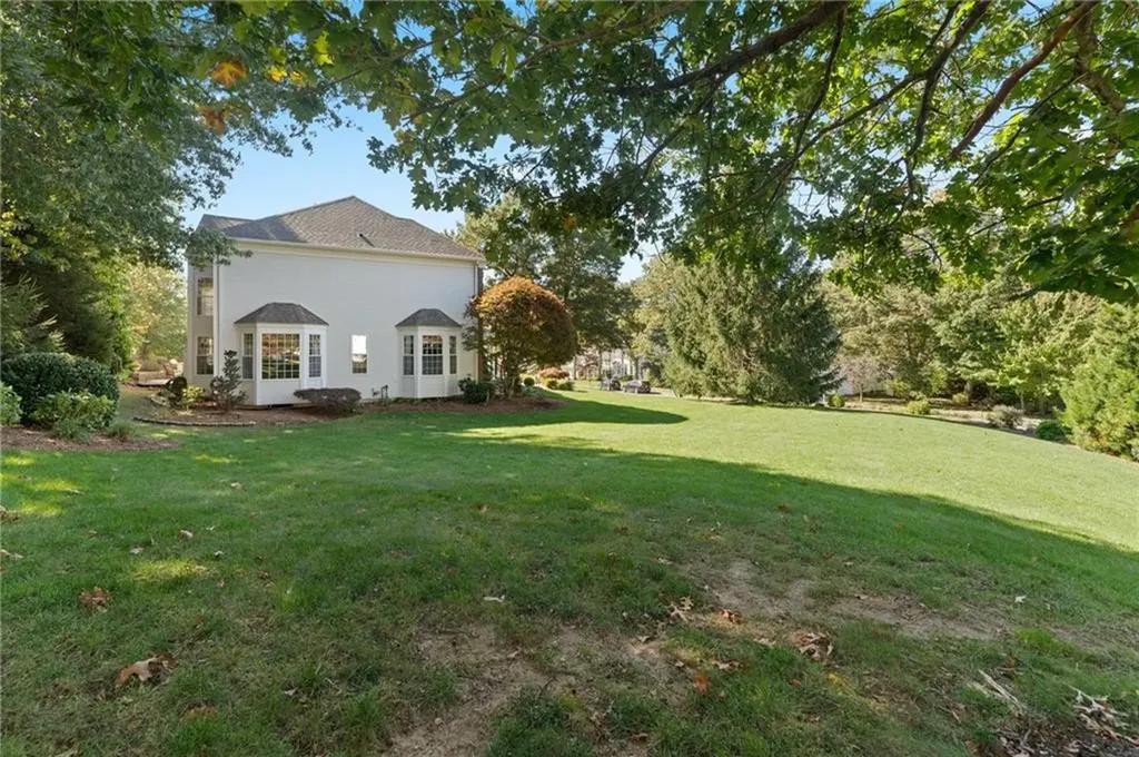 44 Castle Rocks Road Warwick RI 02886