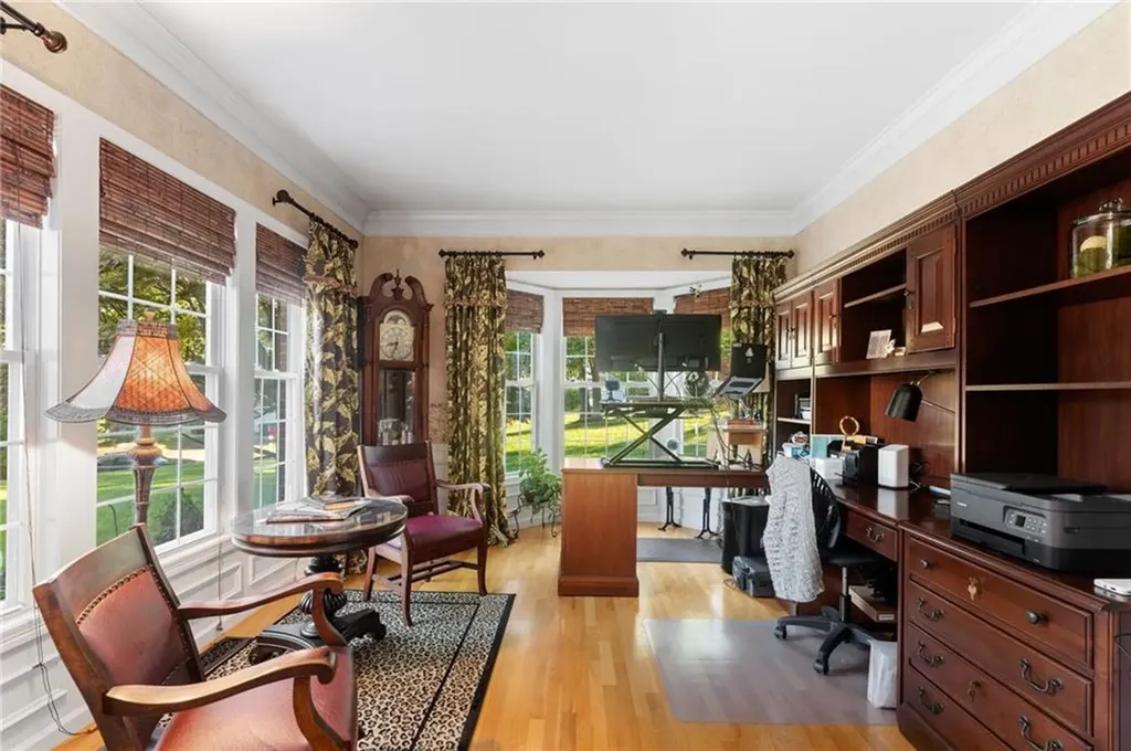 44 Castle Rocks Road Warwick RI 02886