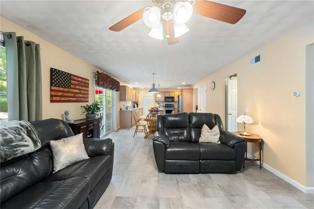 9 Tallwoods Drive Coventry RI 02816