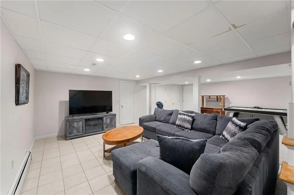 9 Tallwoods Drive Coventry RI 02816