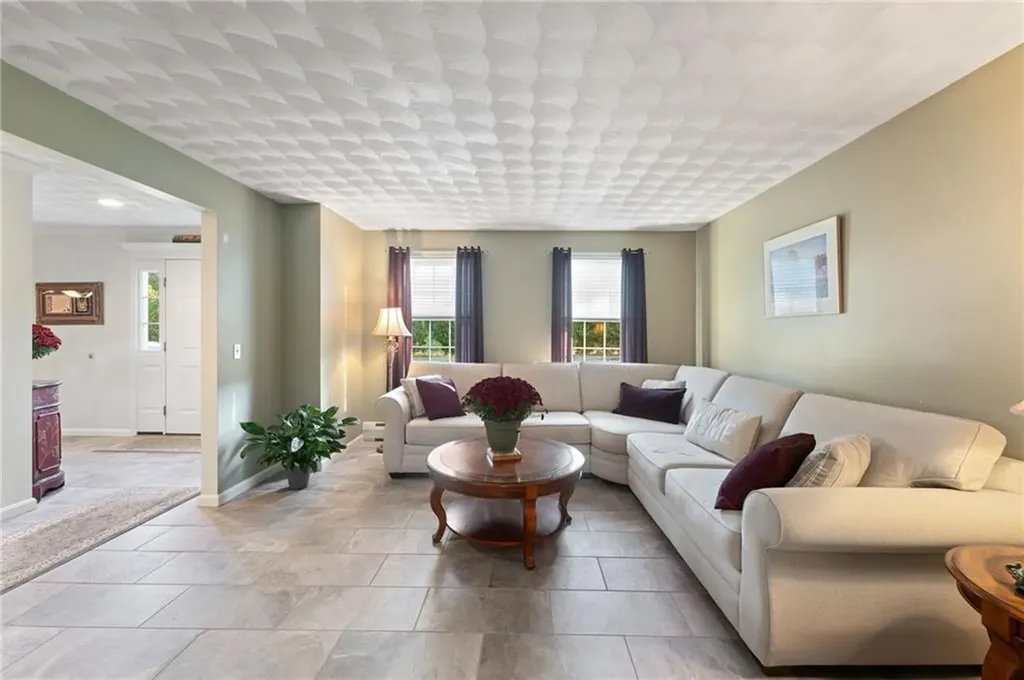 9 Tallwoods Drive Coventry RI 02816