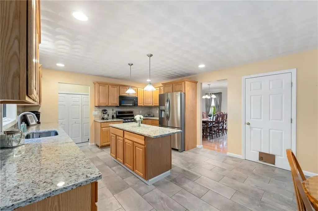 9 Tallwoods Drive Coventry RI 02816