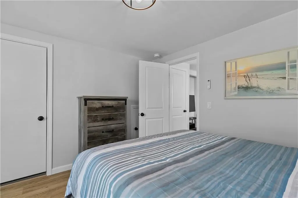 3 Clinton Street Newport RI 02840