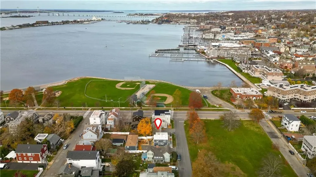 3 Clinton Street Newport RI 02840