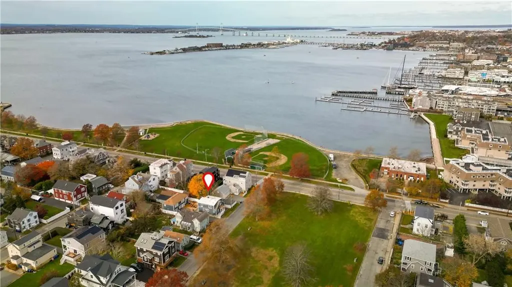 3 Clinton Street Newport RI 02840