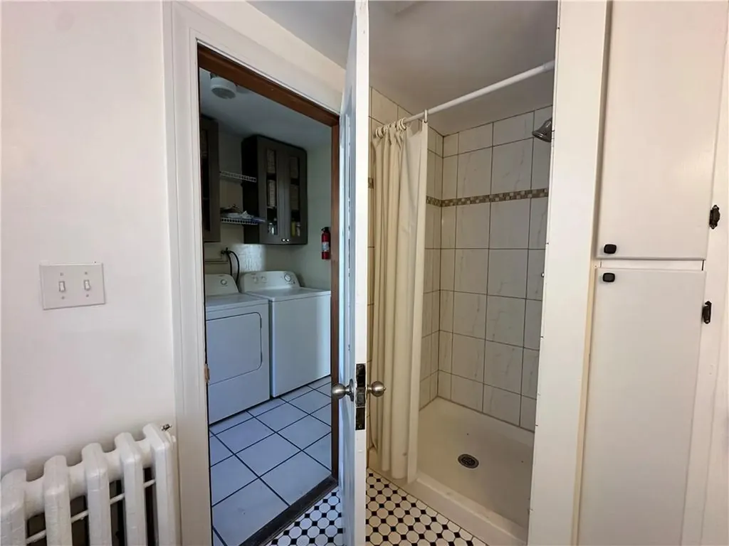 26 5 Calvert Street Newport RI 02840