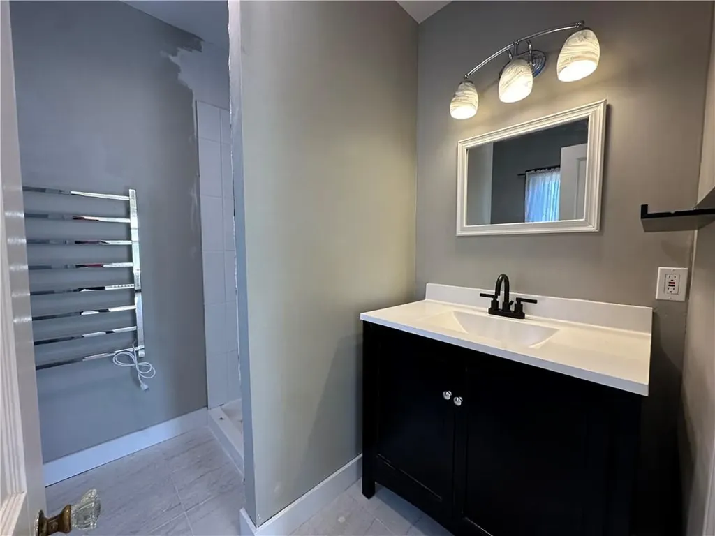 26 5 Calvert Street Newport RI 02840