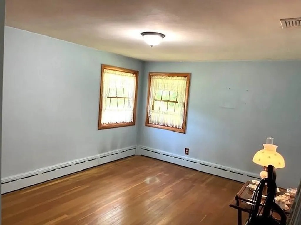 108 Pawtuxet Terrace West Warwick RI 02893