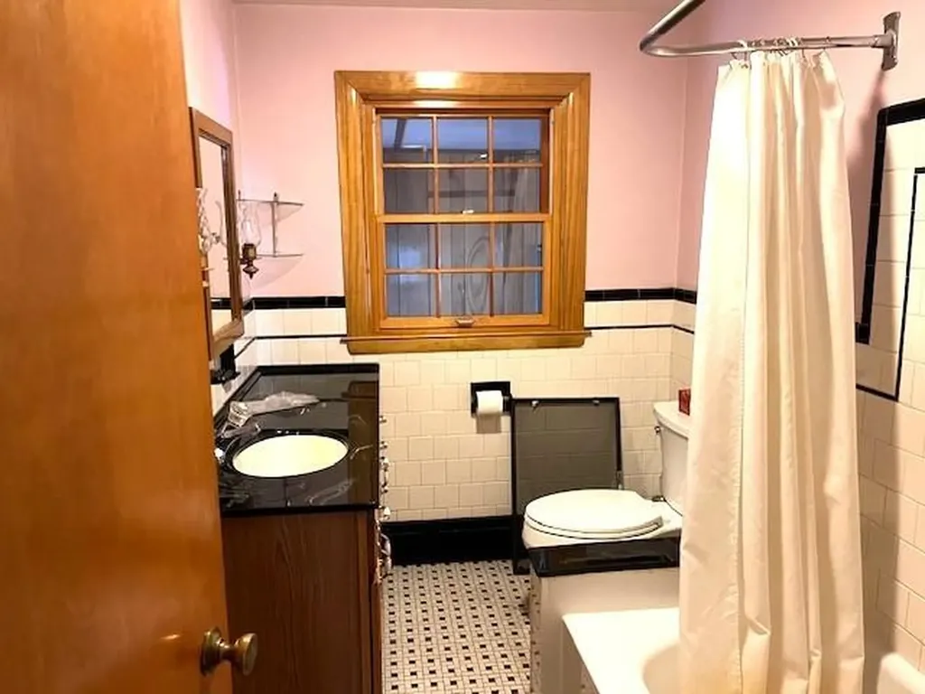 108 Pawtuxet Terrace West Warwick RI 02893