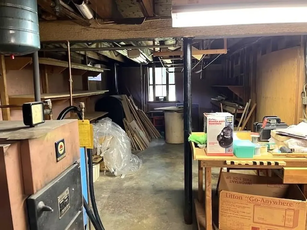 108 Pawtuxet Terrace West Warwick RI 02893