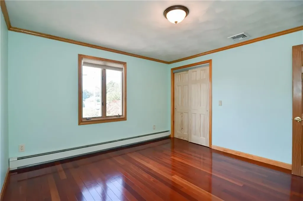 206 Shun Pike Johnston RI 02919