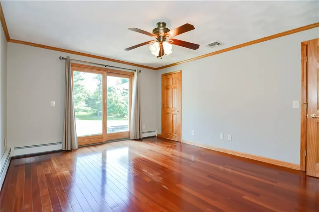 206 Shun Pike Johnston RI 02919