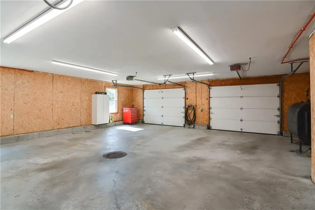 206 Shun Pike Johnston RI 02919