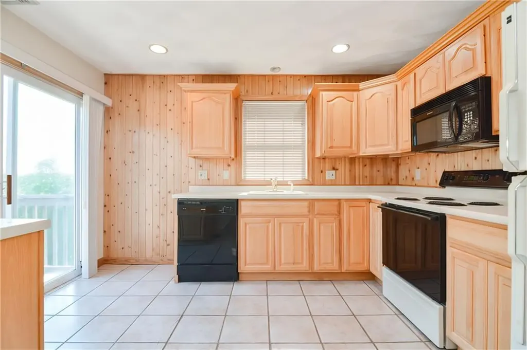 206 Shun Pike Johnston RI 02919