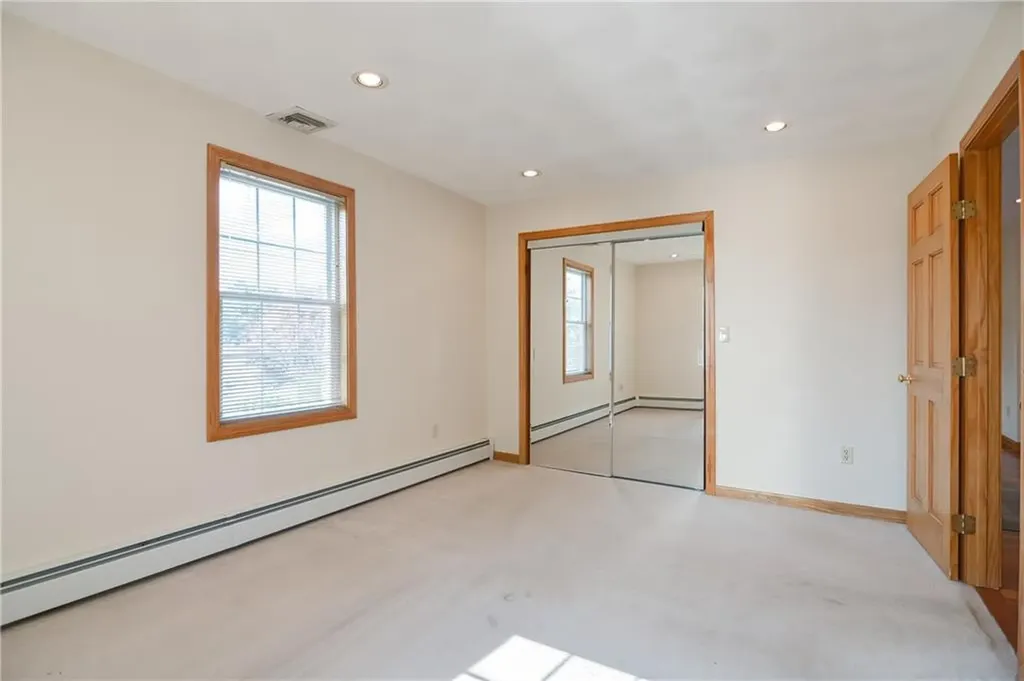 206 Shun Pike Johnston RI 02919