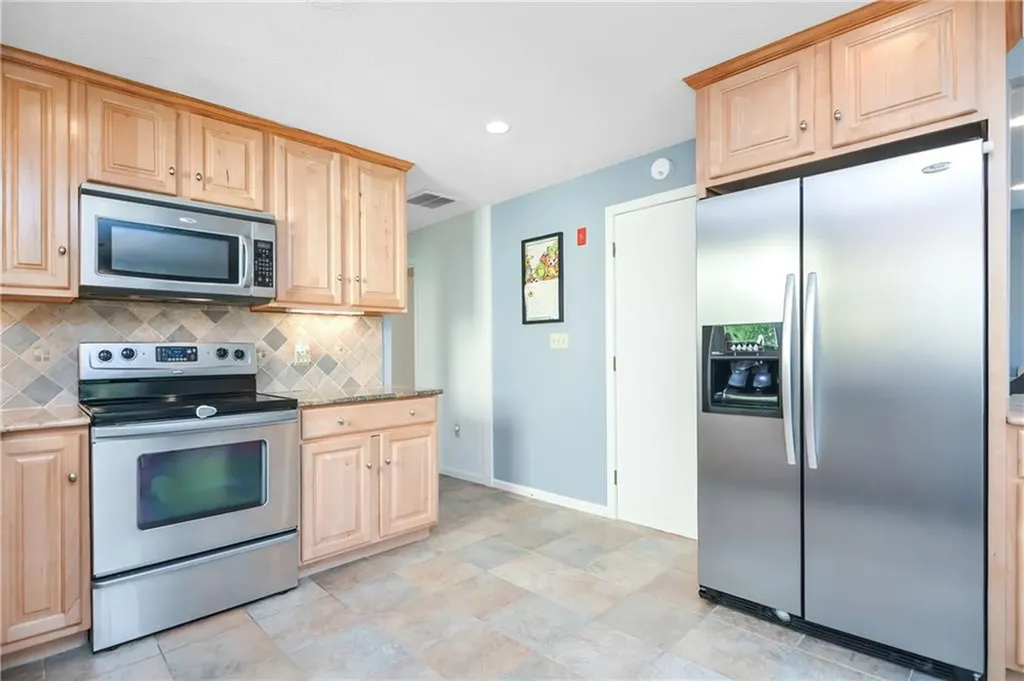 95 Achille Street Woonsocket RI 02895