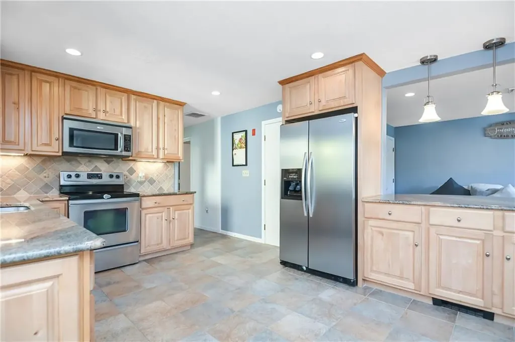 95 Achille Street Woonsocket RI 02895