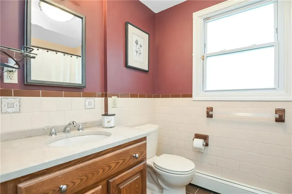 95 Achille Street Woonsocket RI 02895