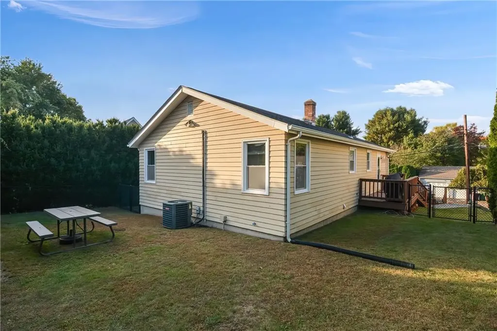 95 Achille Street Woonsocket RI 02895