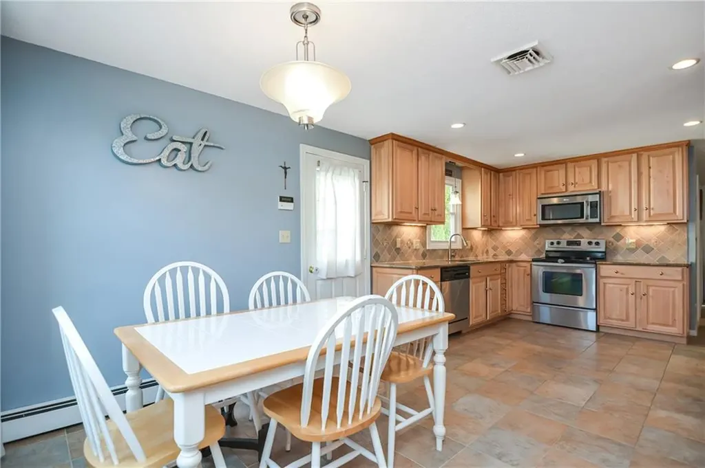 95 Achille Street Woonsocket RI 02895