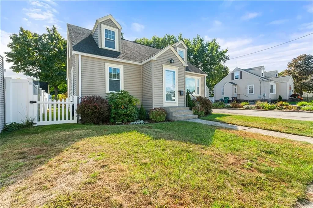 104 Beech Street Woonsocket RI 02895