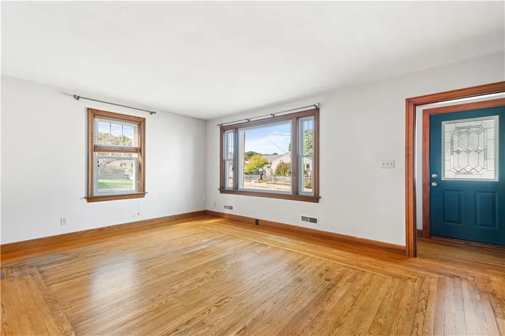 104 Beech Street Woonsocket RI 02895