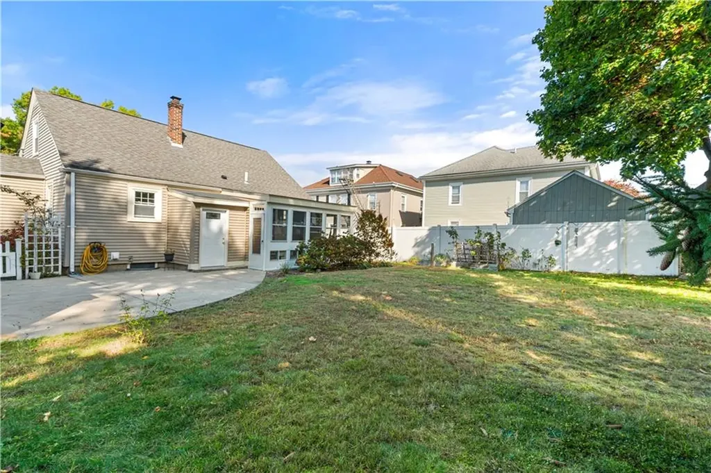 104 Beech Street Woonsocket RI 02895