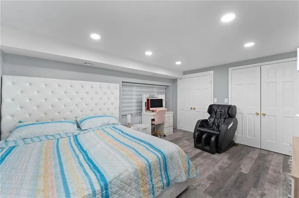 33 Beth Road Tiverton RI 02878