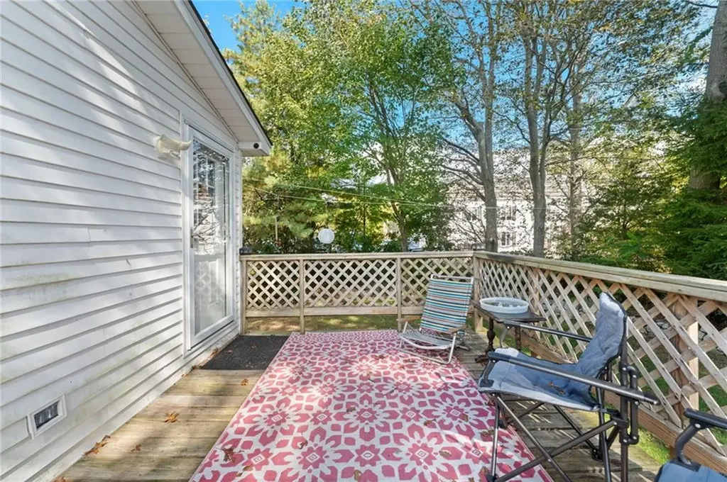 33 Beth Road Tiverton RI 02878