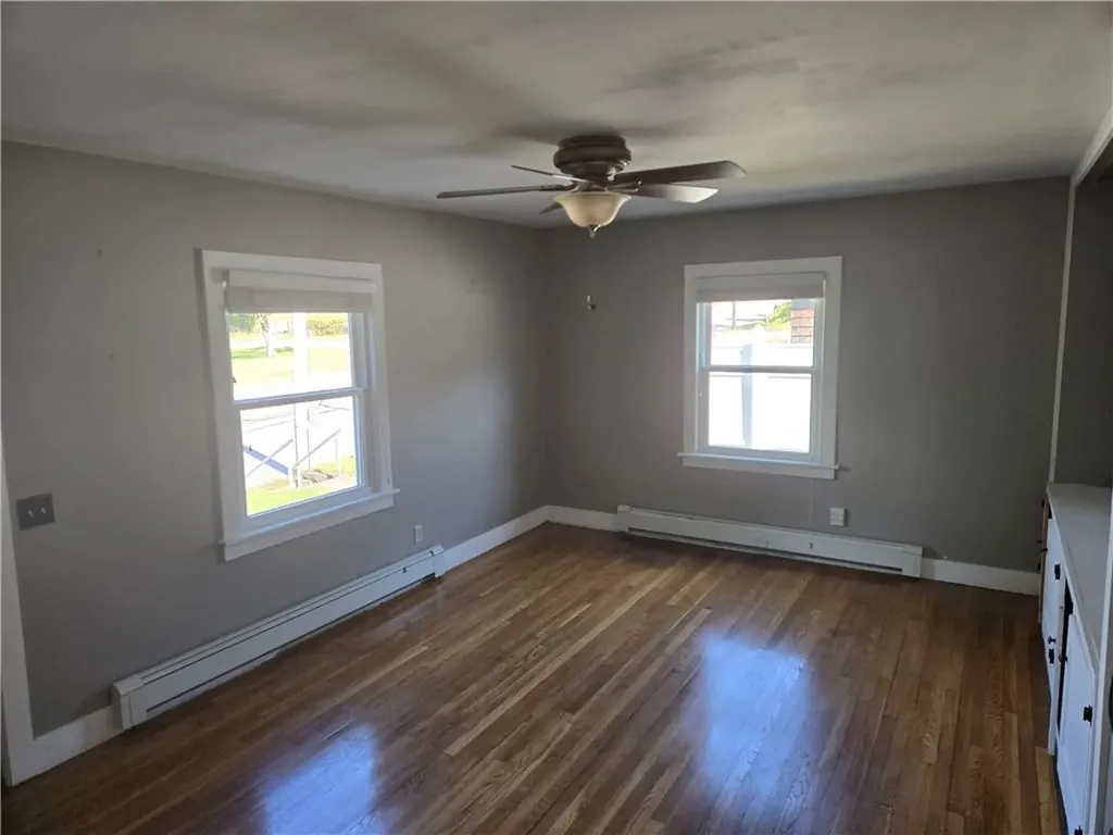 21 John Street Westerly RI 02891