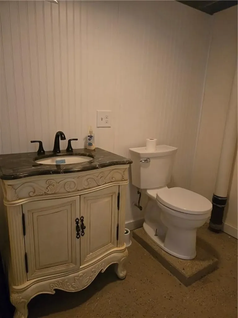 21 John Street Westerly RI 02891