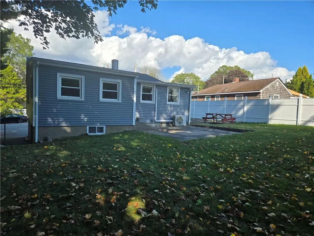 21 John Street Westerly RI 02891
