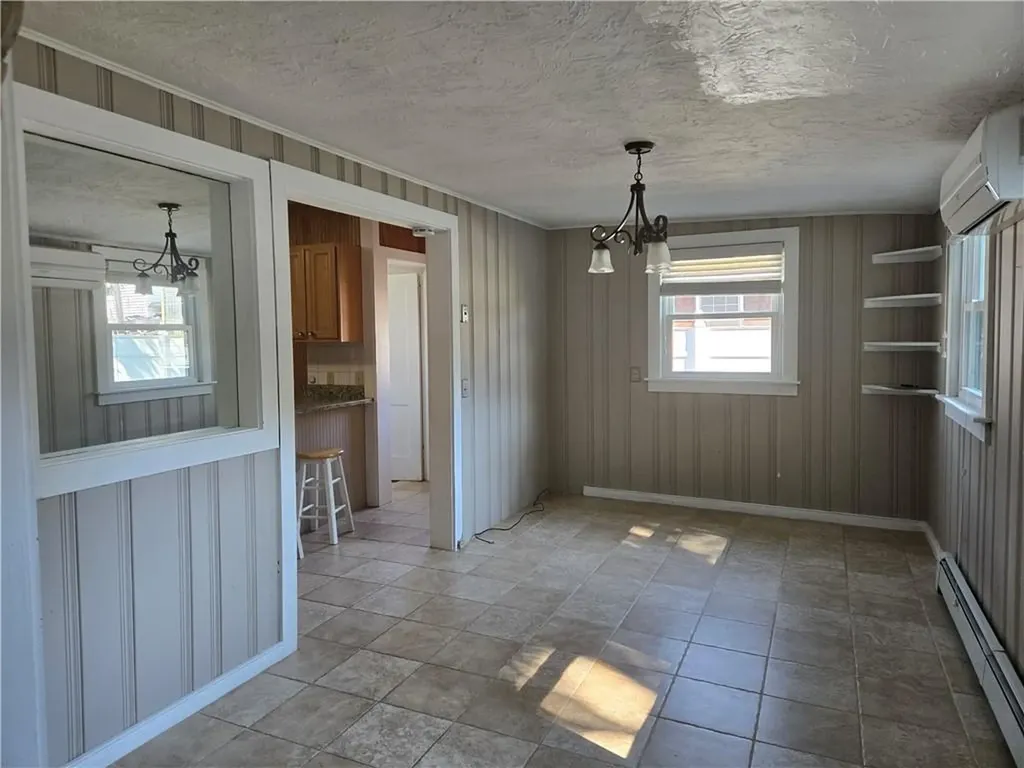 21 John Street Westerly RI 02891