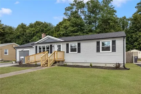 130 Zinnia Drive Cranston RI 02920