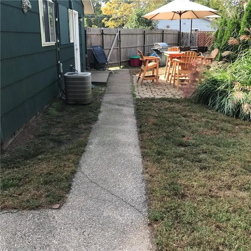 6 Paige Drive Coventry RI 02816