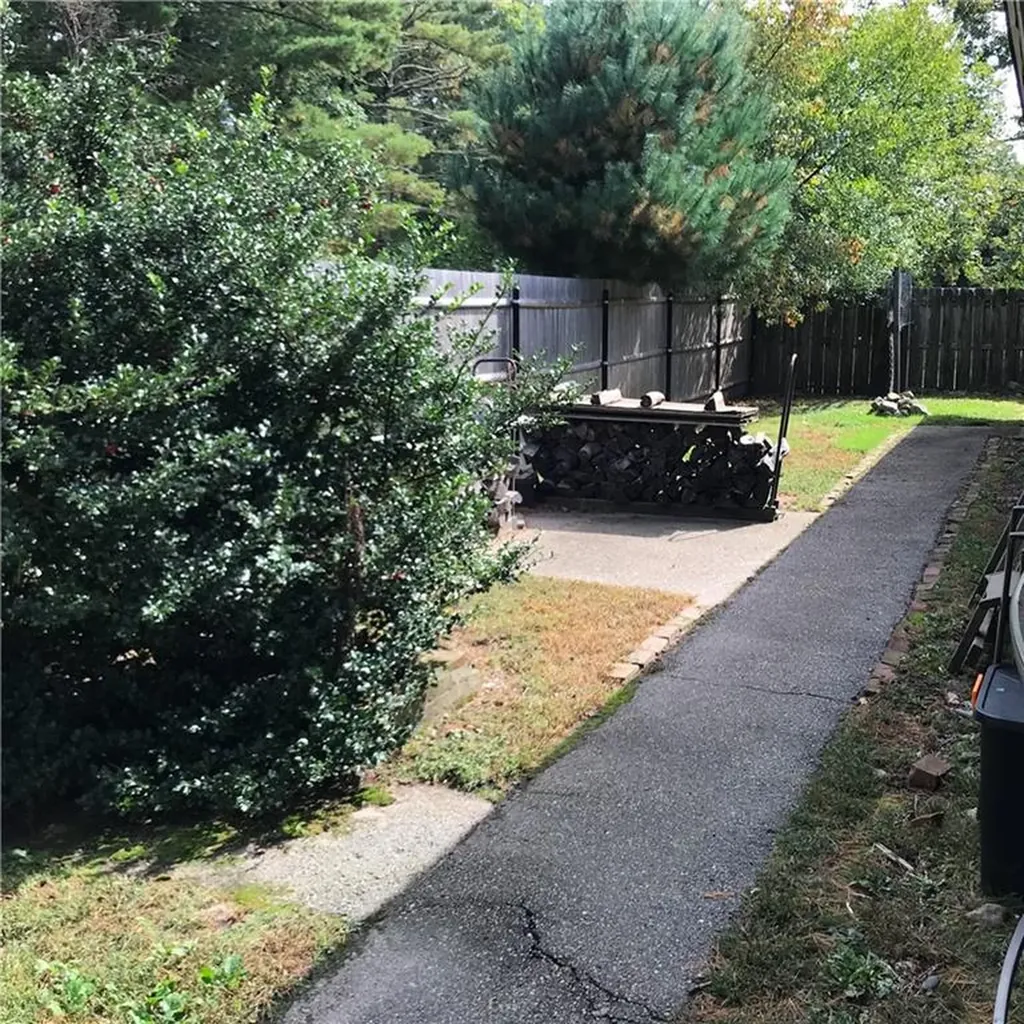 6 Paige Drive Coventry RI 02816