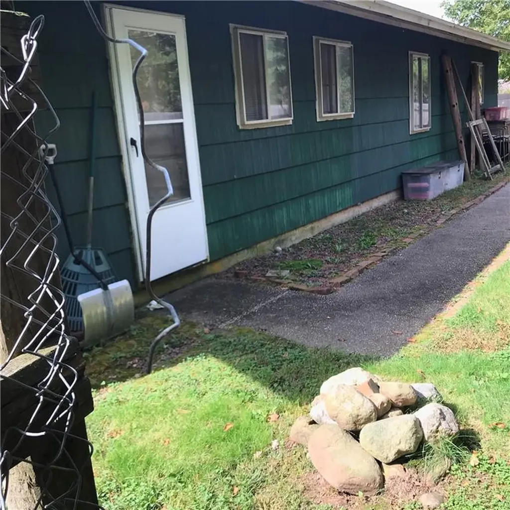 6 Paige Drive Coventry RI 02816