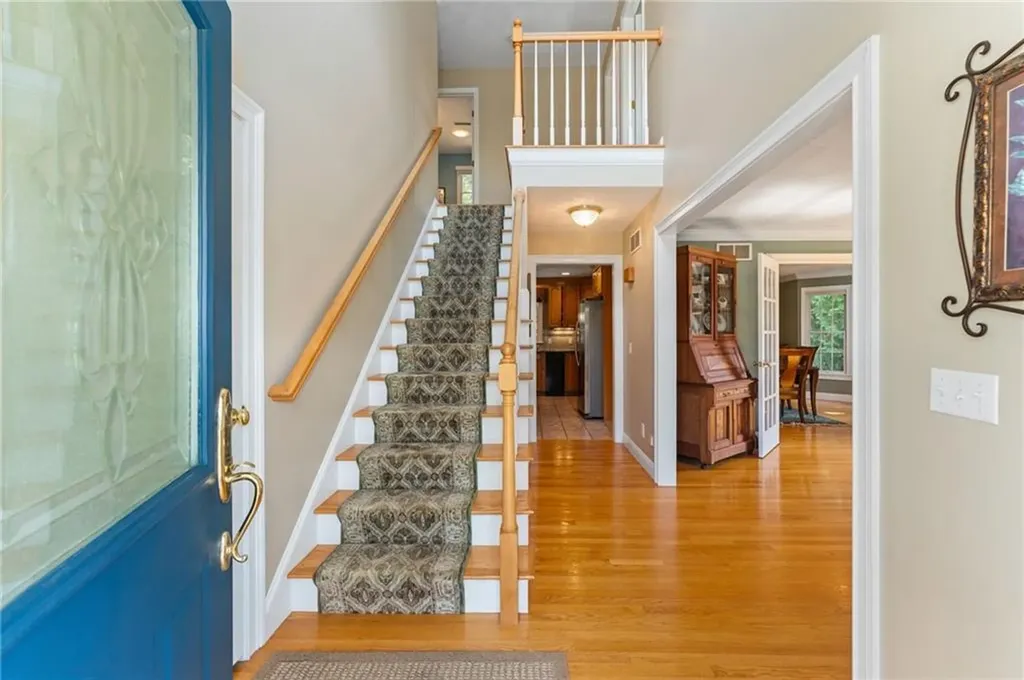 5 Spring House Lane Cumberland RI 02864