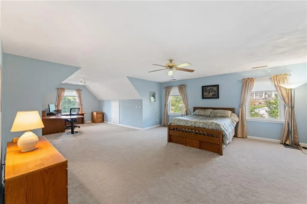 5 Spring House Lane Cumberland RI 02864